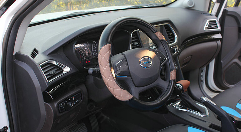 Pretty Car Steering Wheel Covers Sheepskin Leather 15 Inch 38CM - Brown