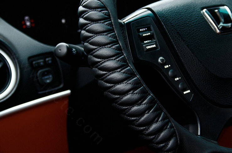 Quality Auto Steering Wheel Wrap PU Leather 15 Inch 38CM - Black