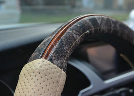 Unique Auto Steering Wheel Wrap Snake Print Genuine Leather 15 Inch 38CM - Beige