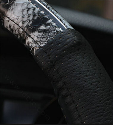 Unique Auto Steering Wheel Wrap Snake Print Genuine Leather 15 Inch 38CM - Black