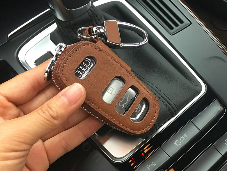 Fashion Genuine Leather Automobile Key Bags Smart for Audi A5 - Brown