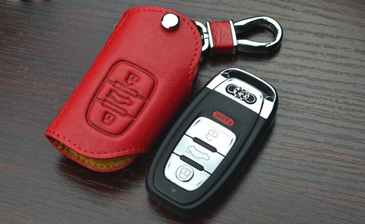 Latest Genuine Leather Key Ring Auto Key Bags Smart for Audi Q5 - Red