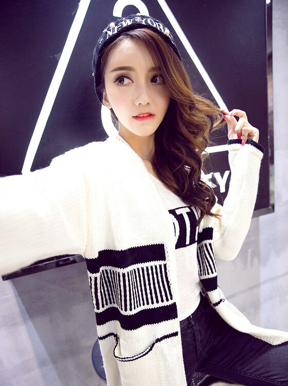 Fashion Sweater Winter Female Temperament V-Neck Thick Long Fluffy Warm - White