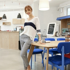 Sweater Hitz V Collar Pullover Female Three Quarter Sleeve Slim - White