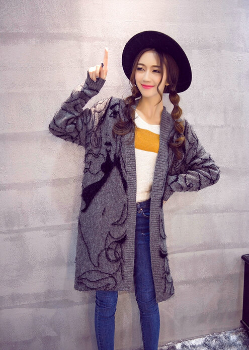 Winter Sweater Female Big Geometric Cardigans Temperament Cardigan Coat - Grey