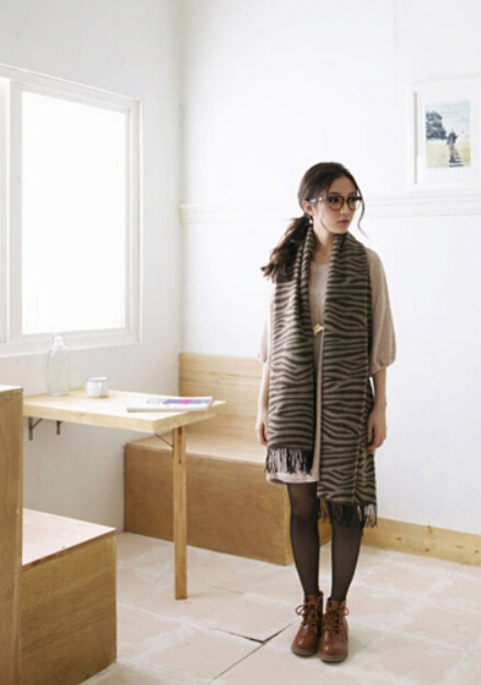 Classic Zebra Print Scarf Shawls Women Winter Warm Wool Panties 194*65CM - Brown