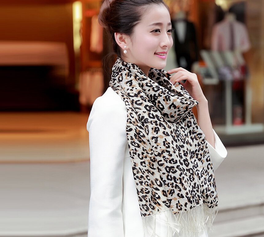 Discount Leopard Print Scarf Shawls Women Winter Warm Wool Panties 190*70CM - Beige