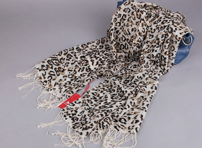Discount Leopard Print Scarf Shawls Women Winter Warm Wool Panties 190*70CM - Beige