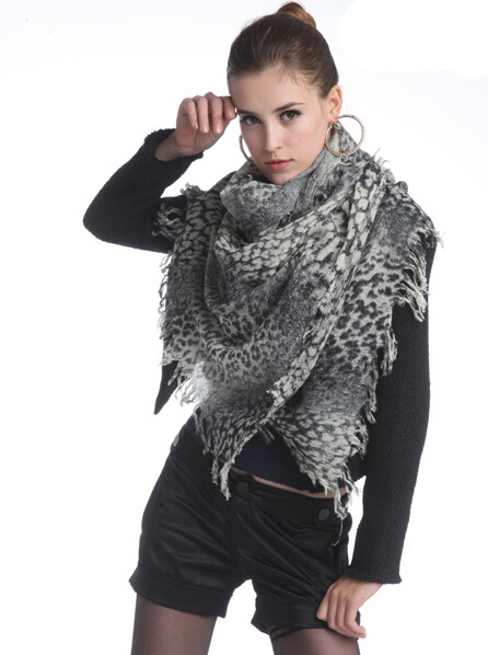 Popular Leopard Print Scarf Shawls Women Winter Warm Wool Panties 180*70CM - Grey