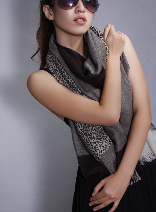 Popular Leopard Print Scarf Shawls Women Winter Warm Wool Panties 200*70CM - Grey