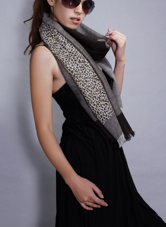 Popular Leopard Print Scarf Shawls Women Winter Warm Wool Panties 200*70CM - Grey