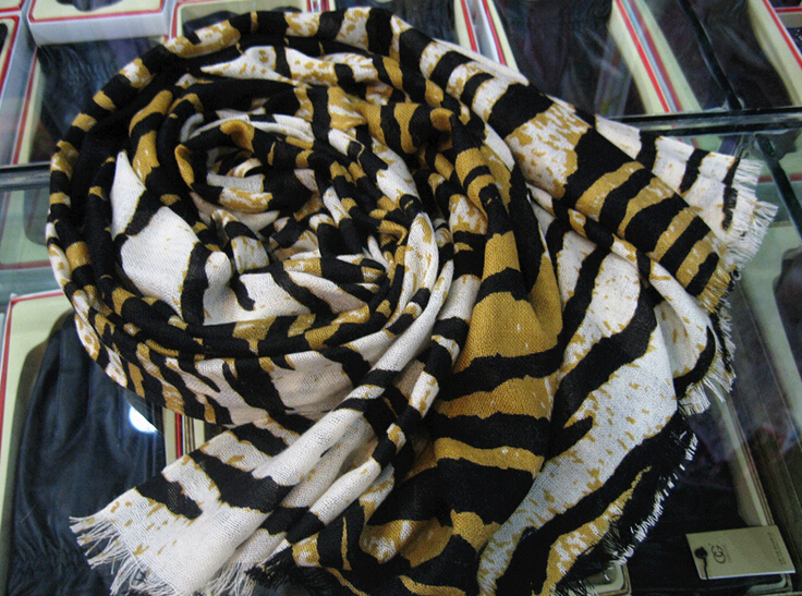 Popular Zebra Print Scarf Shawls Women Winter Warm Wool Panties 200*75CM - Yellow