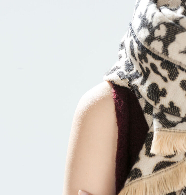Pretty Leopard Print Scarf Shawls Women Winter Warm Cashmere Panties 190*70CM - Beige