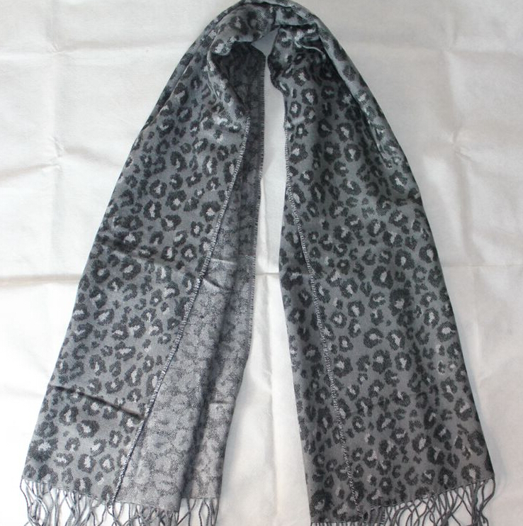 Pretty Leopard Print Scarf Shawls Women Winter Warm Cashmere Panties 200*70CM - Grey