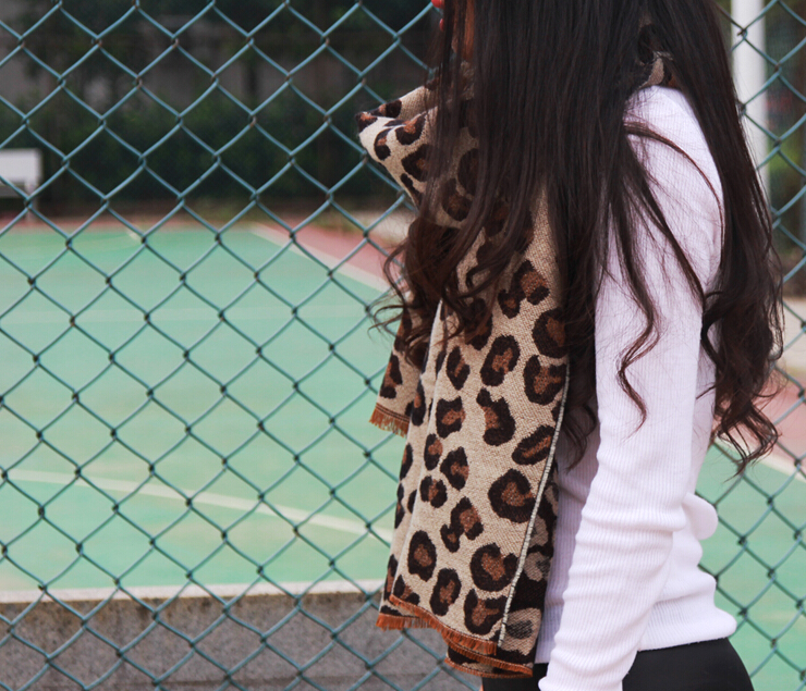 Pretty Leopard Print Scarves Wrap Women Winter Warm Cashmere Panties 195*70CM - Beige