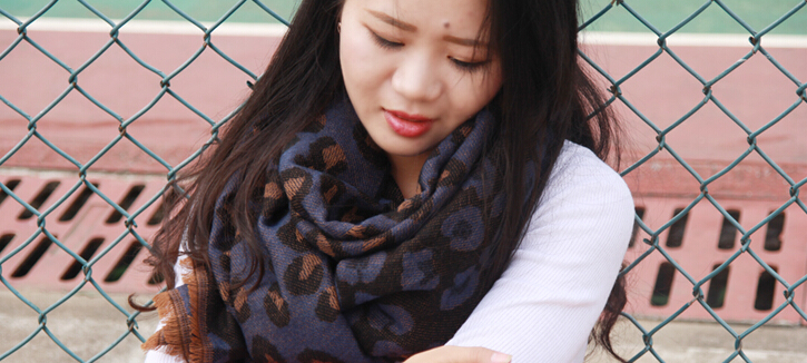 Pretty Leopard Print Scarves Wrap Women Winter Warm Cashmere Panties 195*70CM - Blue