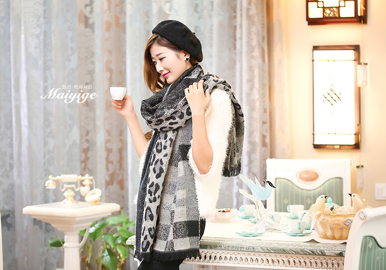 Unique Leopard Print Scarves Wrap Women Winter Warm Cashmere 200*65CM - Grey