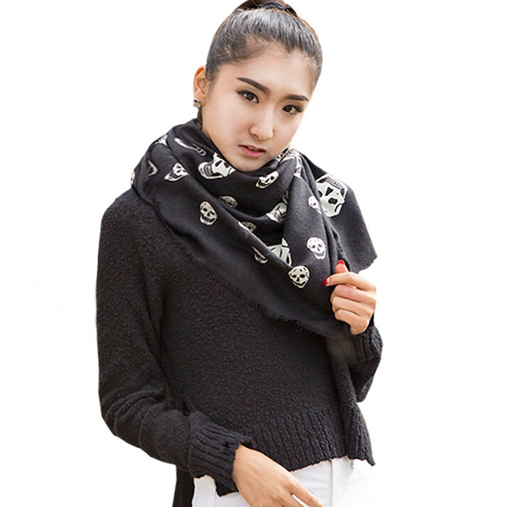 Classic Skull Scarf Shawls Women Winter Warm Wool Panties 100*100CM - Black