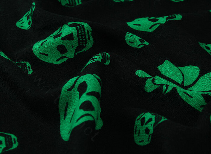 Classic Skull Scarf Shawls Women Winter Warm Wool Panties 100*100CM - Green
