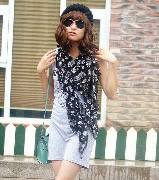 Discount Skull Women Scarf Shawls Winter Warm Polyester Scarves 189*50CM - Black