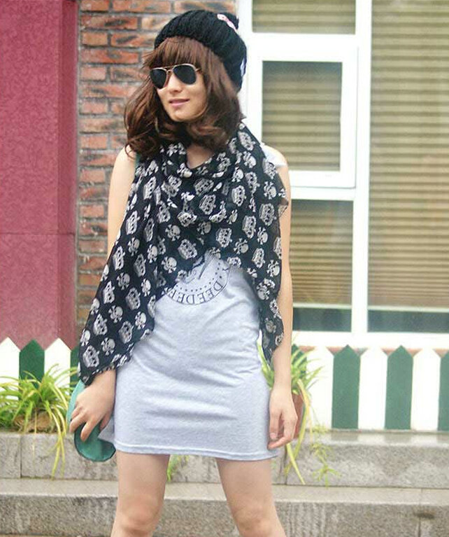 Discount Skull Women Scarf Shawls Winter Warm Polyester Scarves 189*50CM - Black