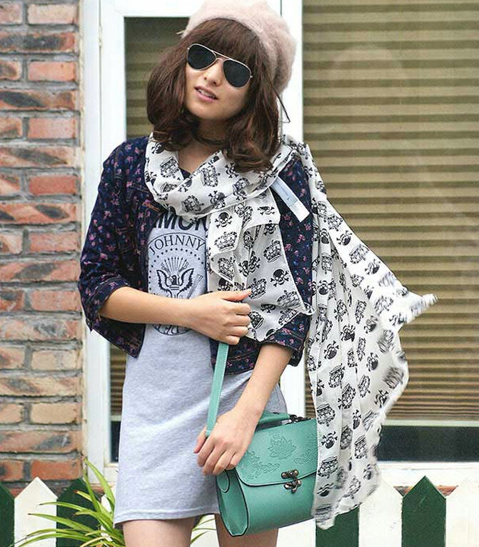 Discount Skull Women Scarf Shawls Winter Warm Polyester Scarves 189*50CM - White