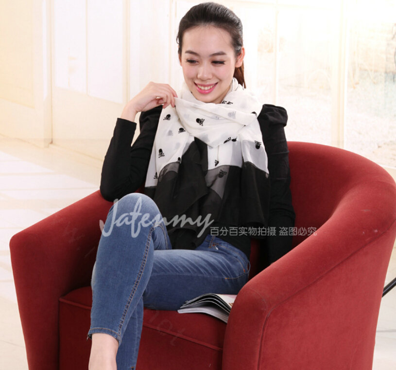 Exquisite Skull Women Scarf Shawls Winter Warm Polyester Scarves 180*140CM - White