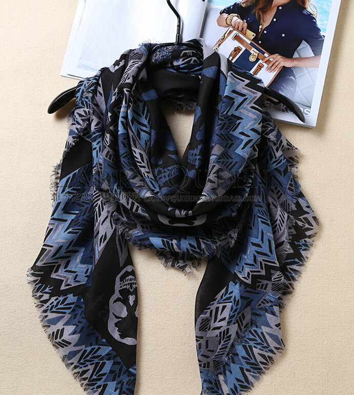 Pretty Cute Skull Scarves Wrap Women Winter Warm Cashmere 140*140CM - Blue