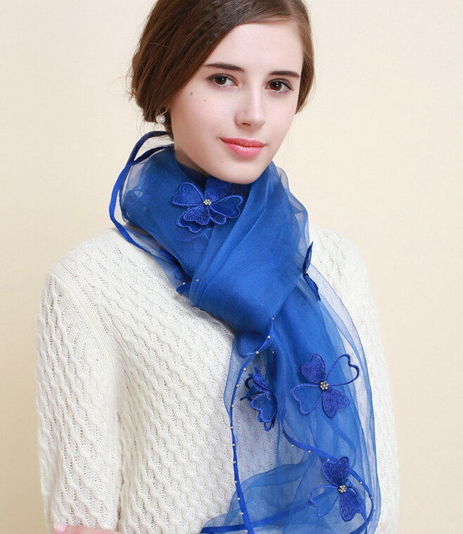 Pretty Floral Lace Scarf Shawls Women Winter Warm Silk Panties 180*70CM - Blue