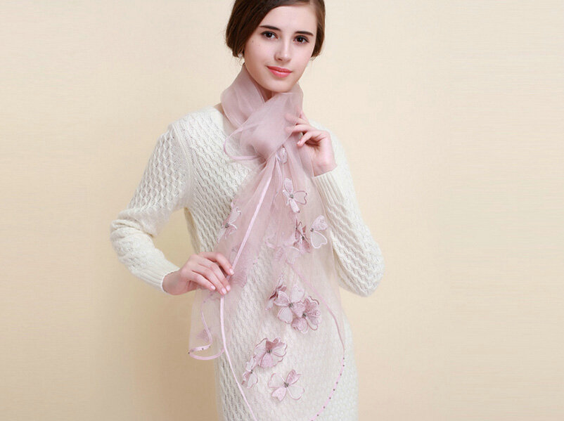 Pretty Floral Lace Scarf Shawls Women Winter Warm Silk Panties 180*70CM - Purple