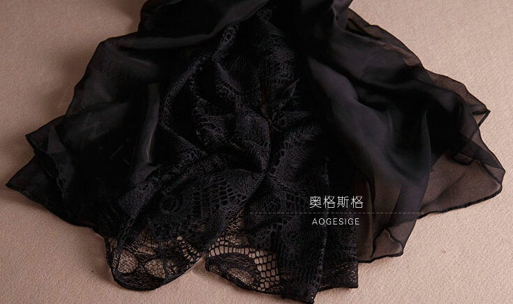 Pretty Skull Lace Scarf Shawls Women Winter Warm Silk Panties 195*90CM - Black