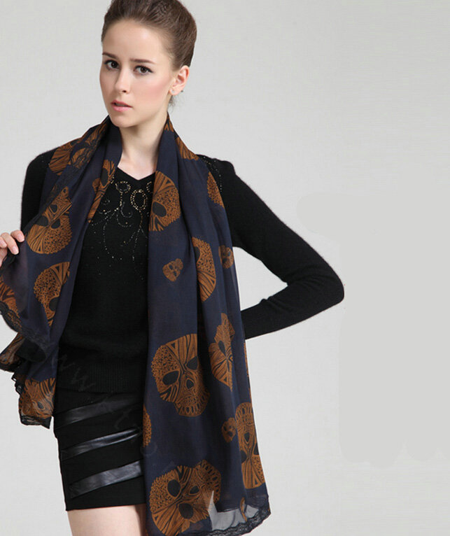 Pretty Skull Sheer Scarf Shawls Women Winter Warm Silk Panties 140*140CM - Blue