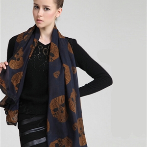 Pretty Skull Sheer Scarf Shawls Women Winter Warm Silk Panties 140*140CM - Blue