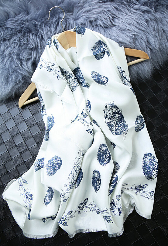 Quality Pretty Skull Scarves Wrap Women Winter Warm Silk 140*140CM - White