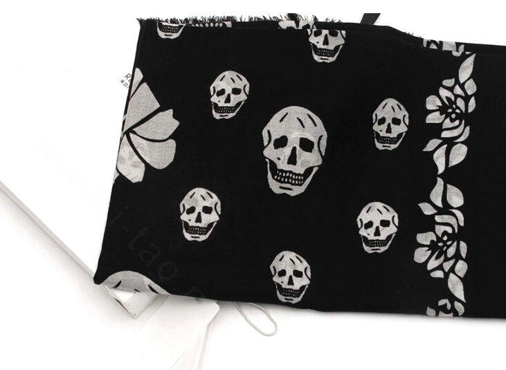 Unique Skull Scarf Shawls Women Winter Warm Wool Panties 200*70CM - Black