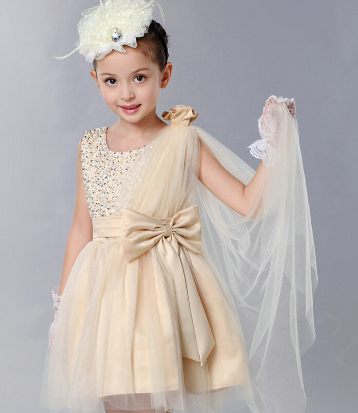 Cute Dresses Winter Flower Girls Diamonds Knee Length Bowknot Wedding Party Dress - Beige