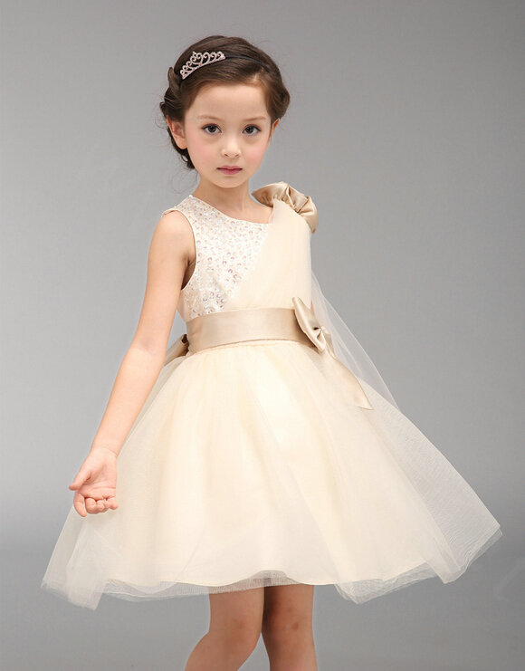 Cute Dresses Winter Flower Girls Knee Length Bowknot Wedding Party Dress - White