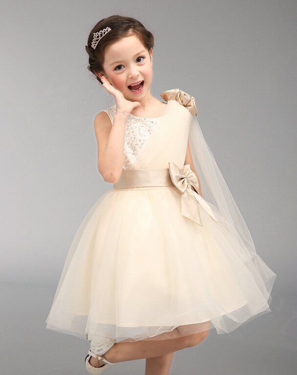 Cute Dresses Winter Flower Girls Knee Length Bowknot Wedding Party Dress - White