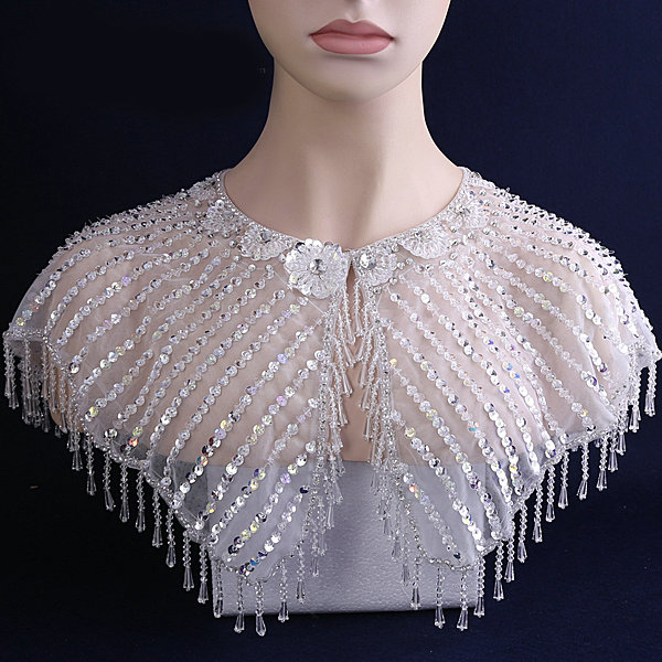2016 New Luxury Bridal Crystal Beads Lace Sequins Shoulder Yarn Wedding Veil Tassel Shawls