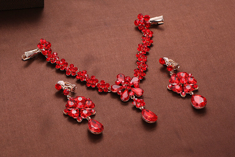Alloy Rhinestone Flower Frontlet Pendant Headbands Earrings Bohemia Bridal Jewelry Sets - Red