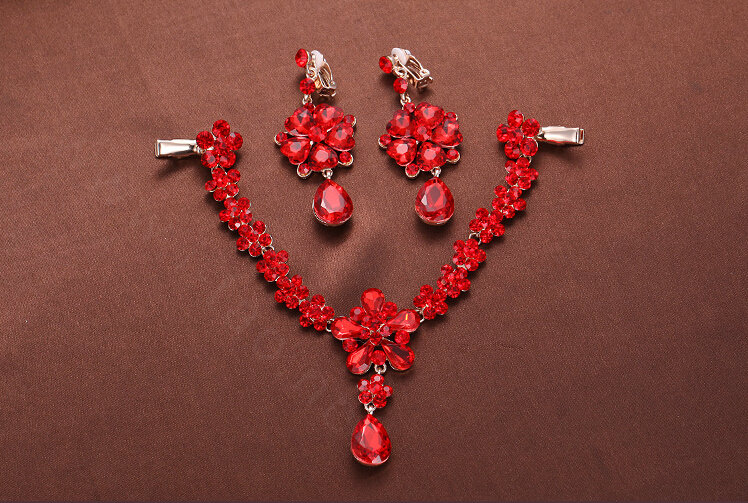 Alloy Rhinestone Flower Frontlet Pendant Headbands Earrings Bohemia Bridal Jewelry Sets - Red