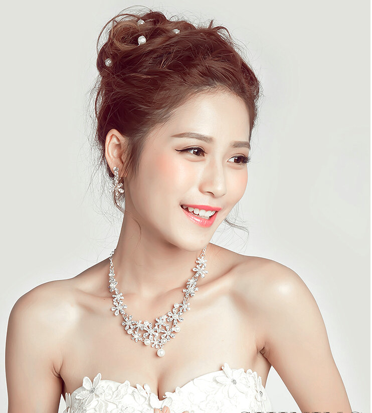Calssic Rhinestone Pearl Flower Bridal Necklace Earrings Women Wedding Jewelry Sets - Silver