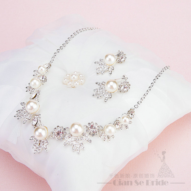 Calssic Rhinestone Pearls Bridal Jewelry Tiaras Necklace Earring Women Wedding Sets 3pcs - White