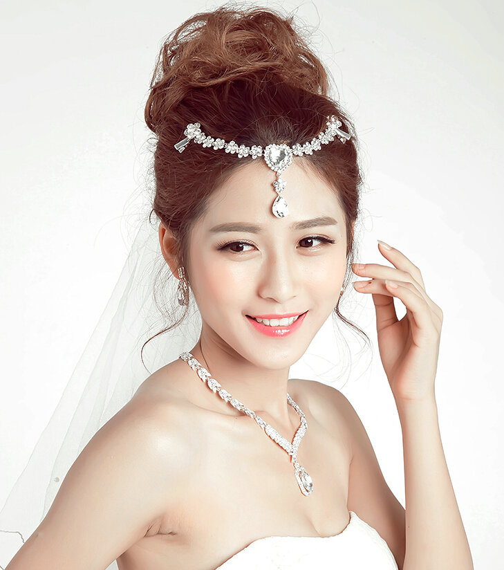 Flower Alloy Rhinestone Bohemia Bridal Frontlet Pendant Heart Headbands Hair Accessories - White