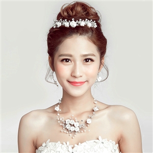 Flower Crystals Beads Pearls Soft Chain Bridal Jewelry Tiaras Necklace Earring Women Wedding Sets 3pcs - White