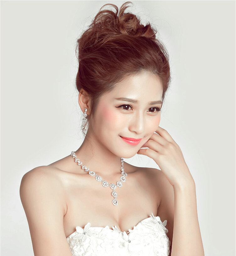 Gold Plated Rhinestone Round Flower Bridal Necklace Earrings Women Wedding Jewelry Sets - Silver
