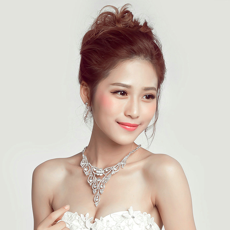 Gorgeous Rhinestone Hollow Flower Bridal Necklace Earrings Women Wedding Jewelry Sets - Silver