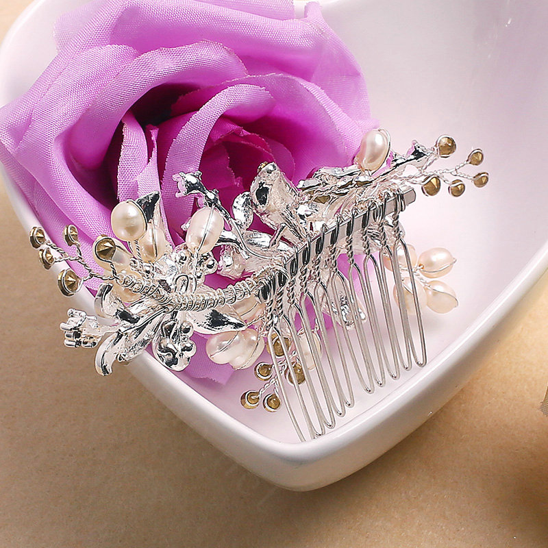 Hot sales Pearls Crystal Alloy Flower Bride Hair Combs Women Wedding Hair Accessories - Sliver