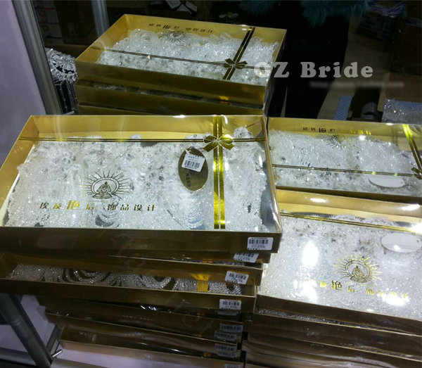 Noble Design Bridal Lace Flower Crystal Beads Pearls Tassel Wedding Shoulder Chain Accessories
