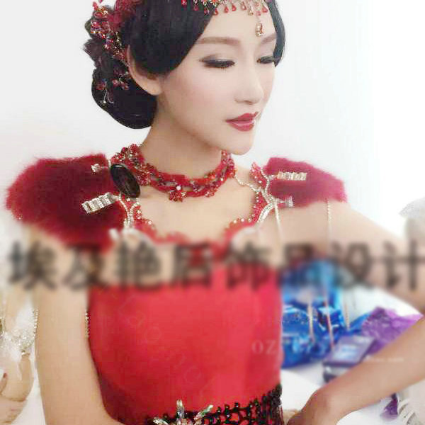 Personality Bridal Fox Fur Crystal Lace Shoulder Chain Sexy Queen Wedding Accessories - Red